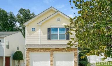 Main picture of 3200 Marcony Way