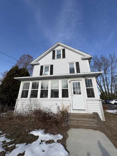 Main picture of 152 Russell St