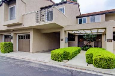 Main picture of 106 Stanford Ct