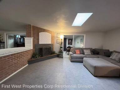 Main picture of 217 E Martin Dr
