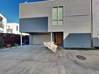 Main picture of 2322 Rusk Pl