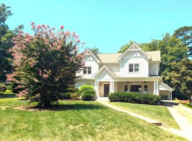 Main picture of 1901 Truman Rd