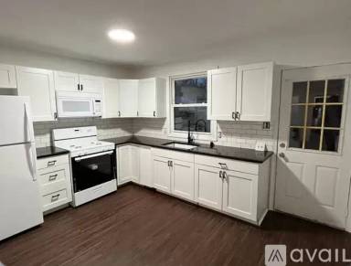 Main picture of 605 Market St