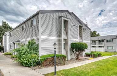 Main picture of 1715 Center Ave
