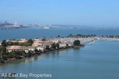Main picture of Pacific Park Plaza Condominiums
