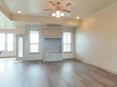 Main picture of 5110 NE Haddington Pl