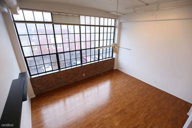 Main picture of 4221 Cass Ave