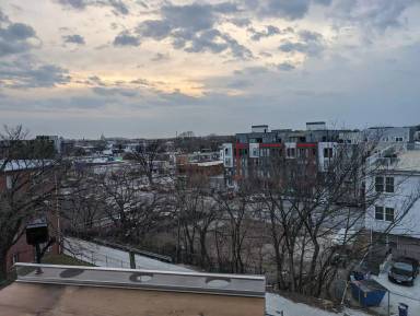 Main picture of 1016 17th Pl NE