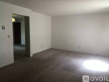 Main picture of 1518 NW Turner Dr