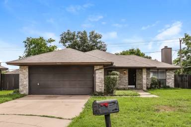 Main picture of 7051 S Meadow Dr E