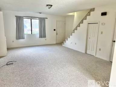 Main picture of 404 Eastley Ct