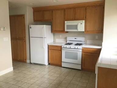 Main picture of 647 McGinnis Cir