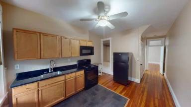 Main picture of 3034 Guilford Ave