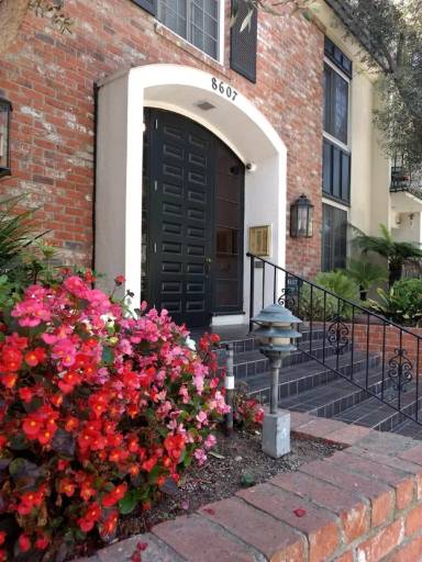 Main picture of 8607 Tuscany Ave