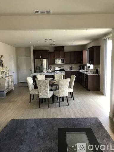 Main picture of 2116 Heartland Ct