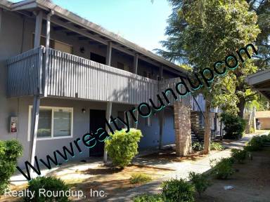 Main picture of 1707 W Swain Rd