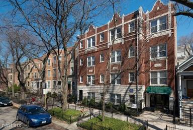 Main picture of 2827 N Burling Apartments