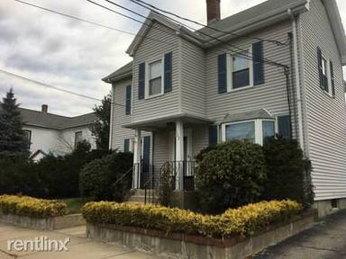 Main picture of 122 Hawthorn St