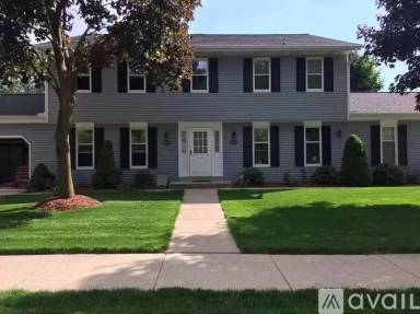 Main picture of 1824 Wolf Rd