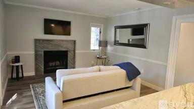 Main picture of 224 Old Pond Ln