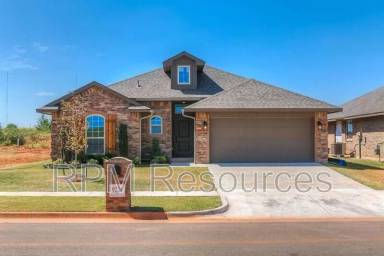 Main picture of 9224 SW 48th Ter