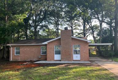 Main picture of 116 Kingswood Dr