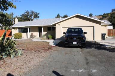 Main picture of 1611 Lawrence Rd