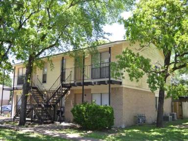 Main picture of 2404 Bandera Dr
