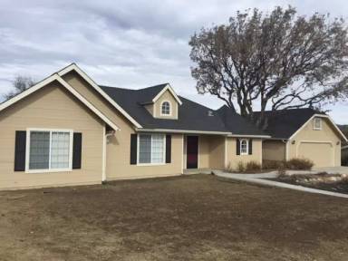 Main picture of 21101 Carriage Dr