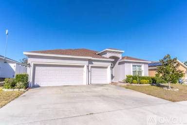 Main picture of 481 Pheasant Dr