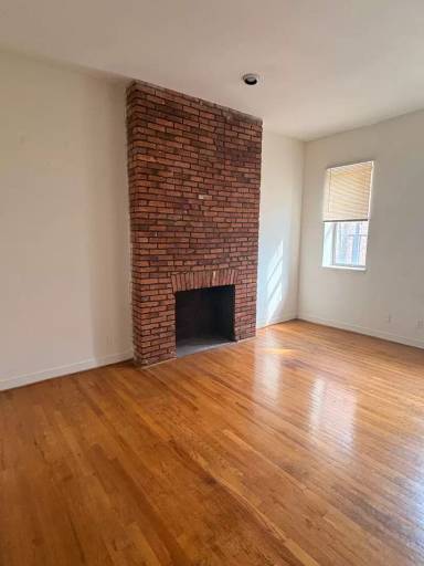 Main picture of 13 W Preston St