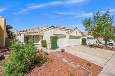 Main picture of 3325 Indian Moon Dr