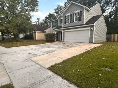 Main picture of 107 Moon Shadow Ln