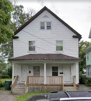 Main picture of 142 Rohr St