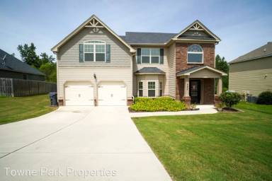 Main picture of 835 Shirez Dr