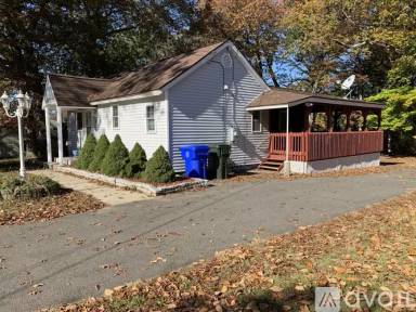 Main picture of 772 Goodwin St