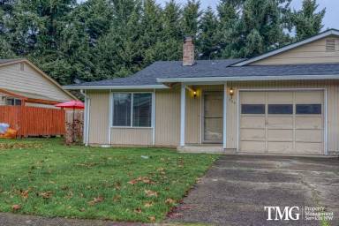 Main picture of 804 NE 105th St