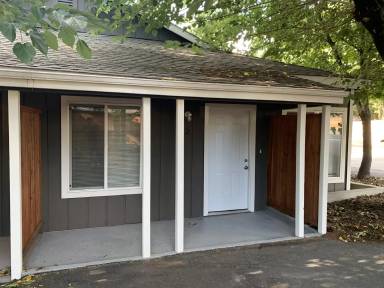 Main picture of 13076 Ridge Rd