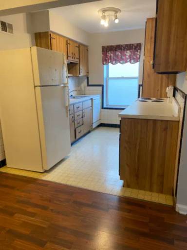 Main picture of 6911 Chippewa St