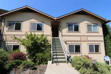 Main picture of 222 Grant St