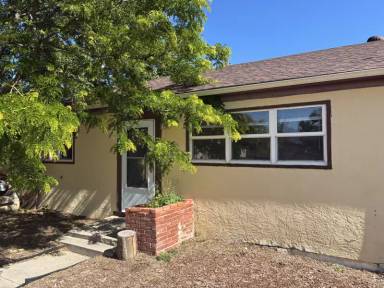 Main picture of 1502 E Buena Ventura St