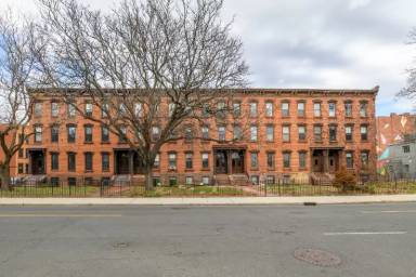 Main picture of 58 Buckingham St