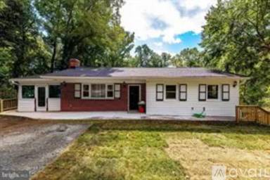 Main picture of 1609 Lee Rd