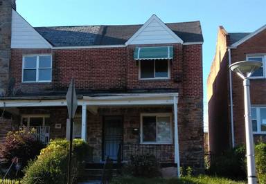 Main picture of 12 N Kossuth St
