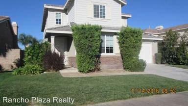 Main picture of 45671 Hawk Ct