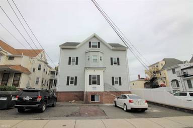 Main picture of 11 Ellsworth St