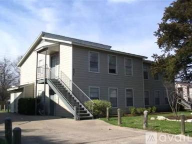 Main picture of 319 Manuel Dr