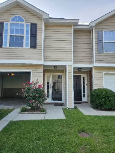 Main picture of 44 Orchid Ln
