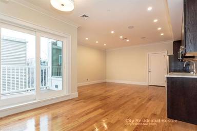 Main picture of 17 Vinton St