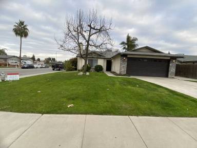Main picture of 6800 Grinder Way